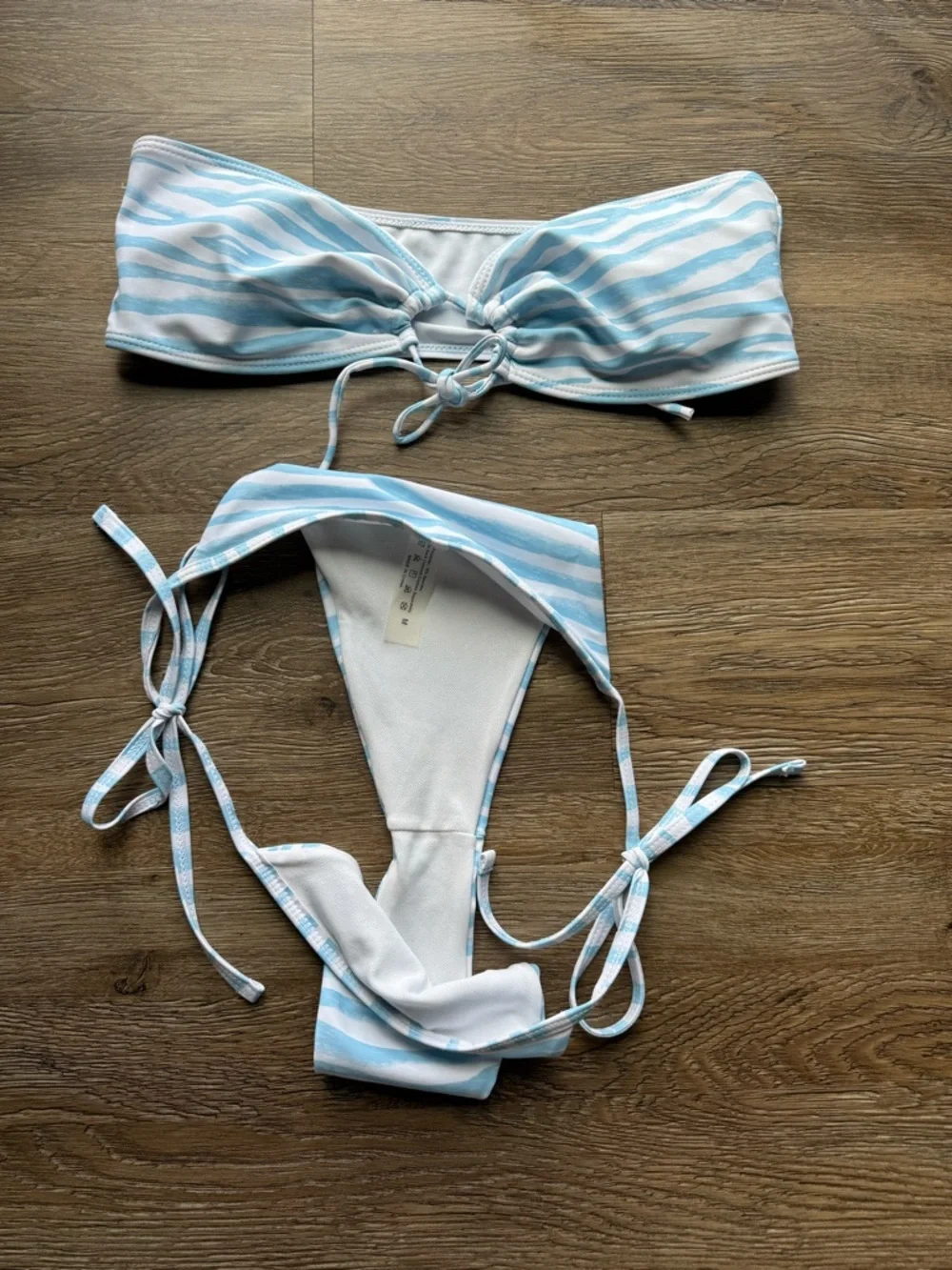 SHEIN Light Blue & White Striped Bandeau Tie-Side Bikini Set - Picture 3 of 4